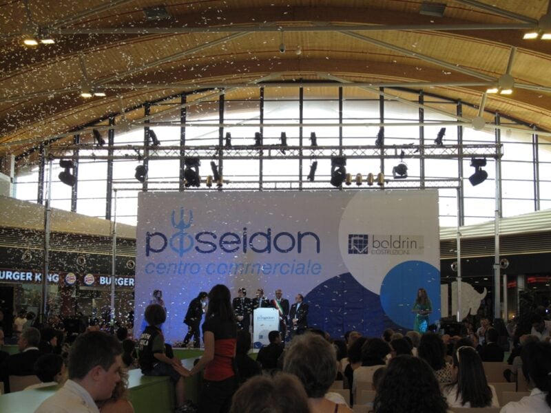 Centro commerciale Poseidon